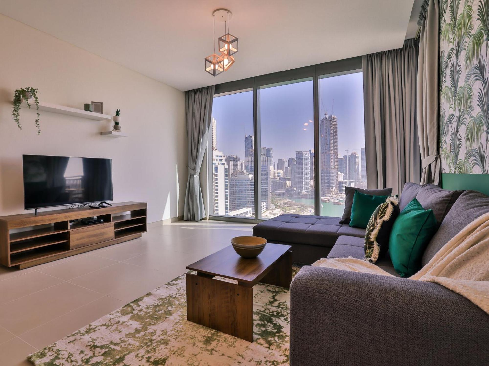 Luxurious Apartments Dubai Marina Views Pool Gym By Sojo Stay 외부 사진