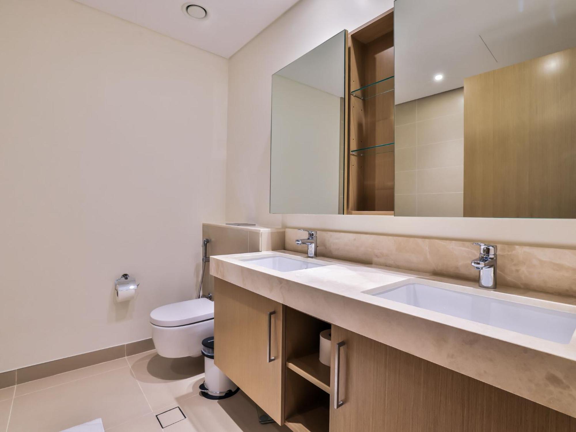 Luxurious Apartments Dubai Marina Views Pool Gym By Sojo Stay 외부 사진