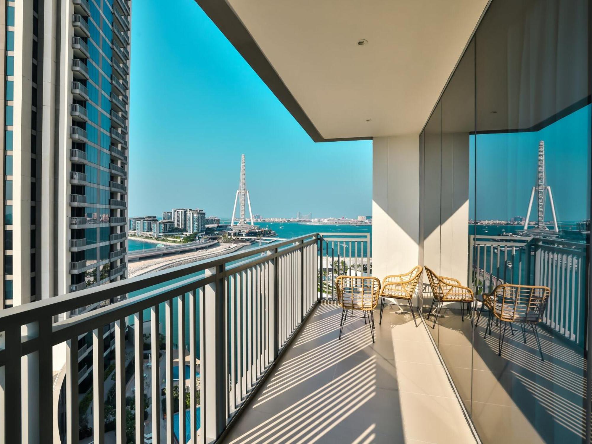 Luxurious Apartments Dubai Marina Views Pool Gym By Sojo Stay 외부 사진