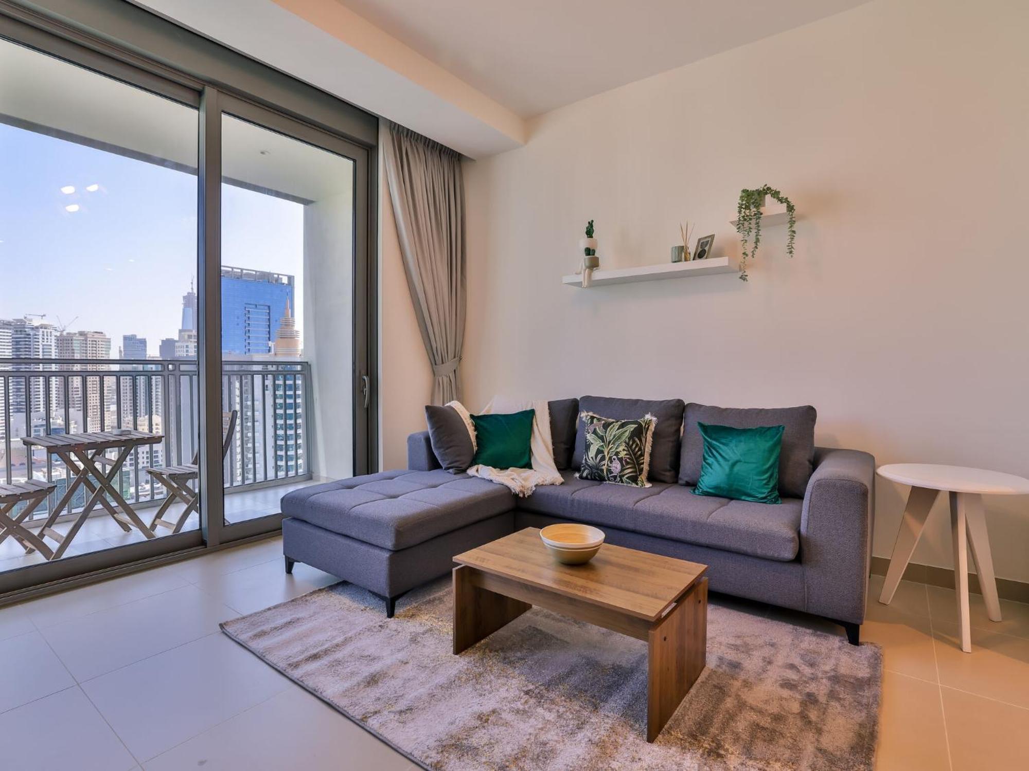 Luxurious Apartments Dubai Marina Views Pool Gym By Sojo Stay 외부 사진